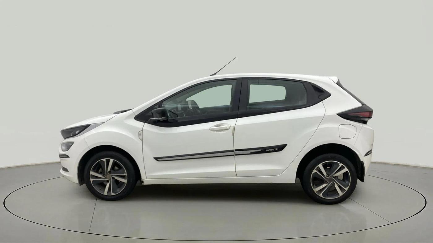 2021 Tata ALTROZ XZ DIESEL, Diesel, Manual, 46,464 km, Left Side