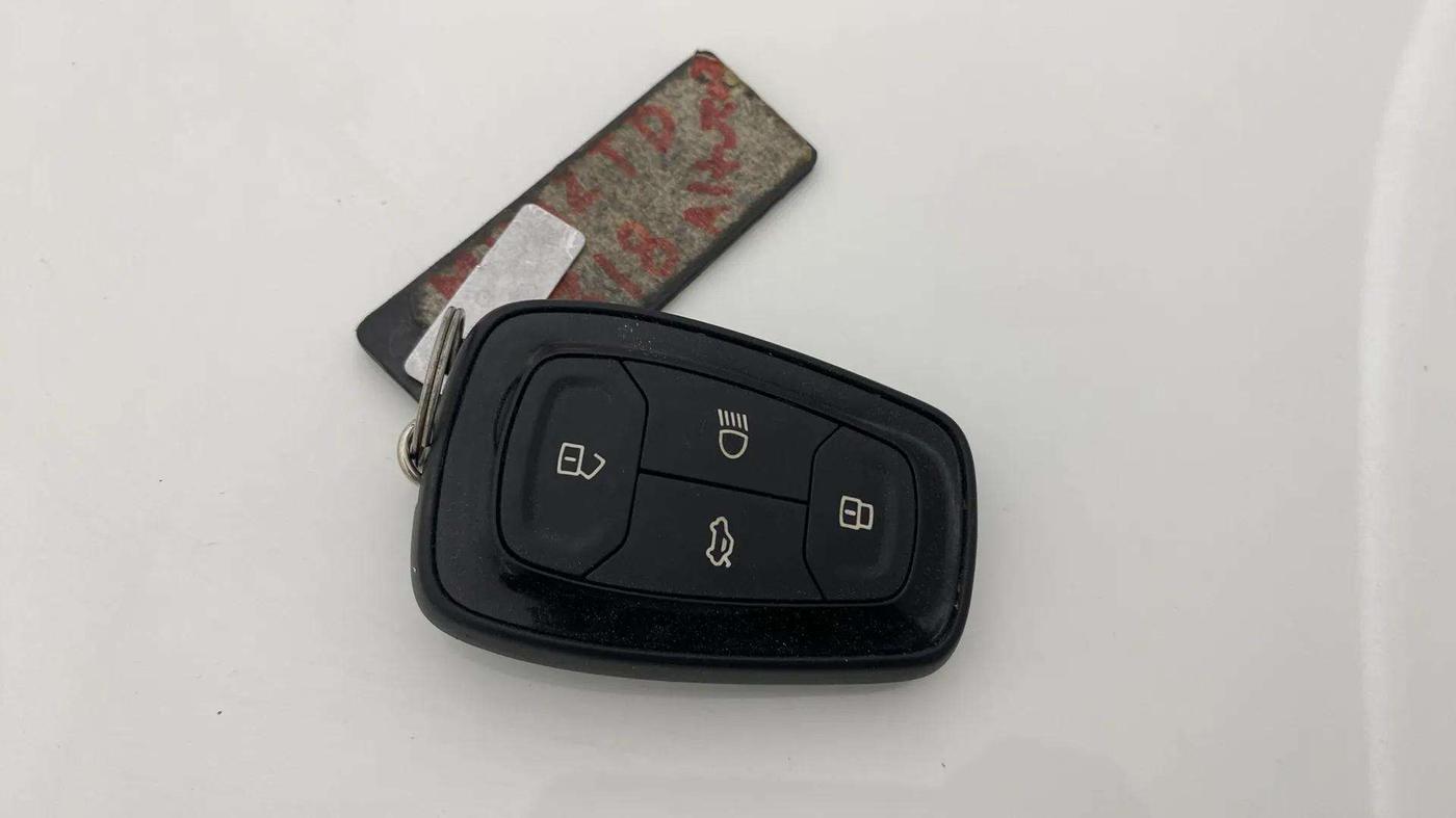 2021 Tata ALTROZ XZ DIESEL, Diesel, Manual, 46,464 km, Key Close Up