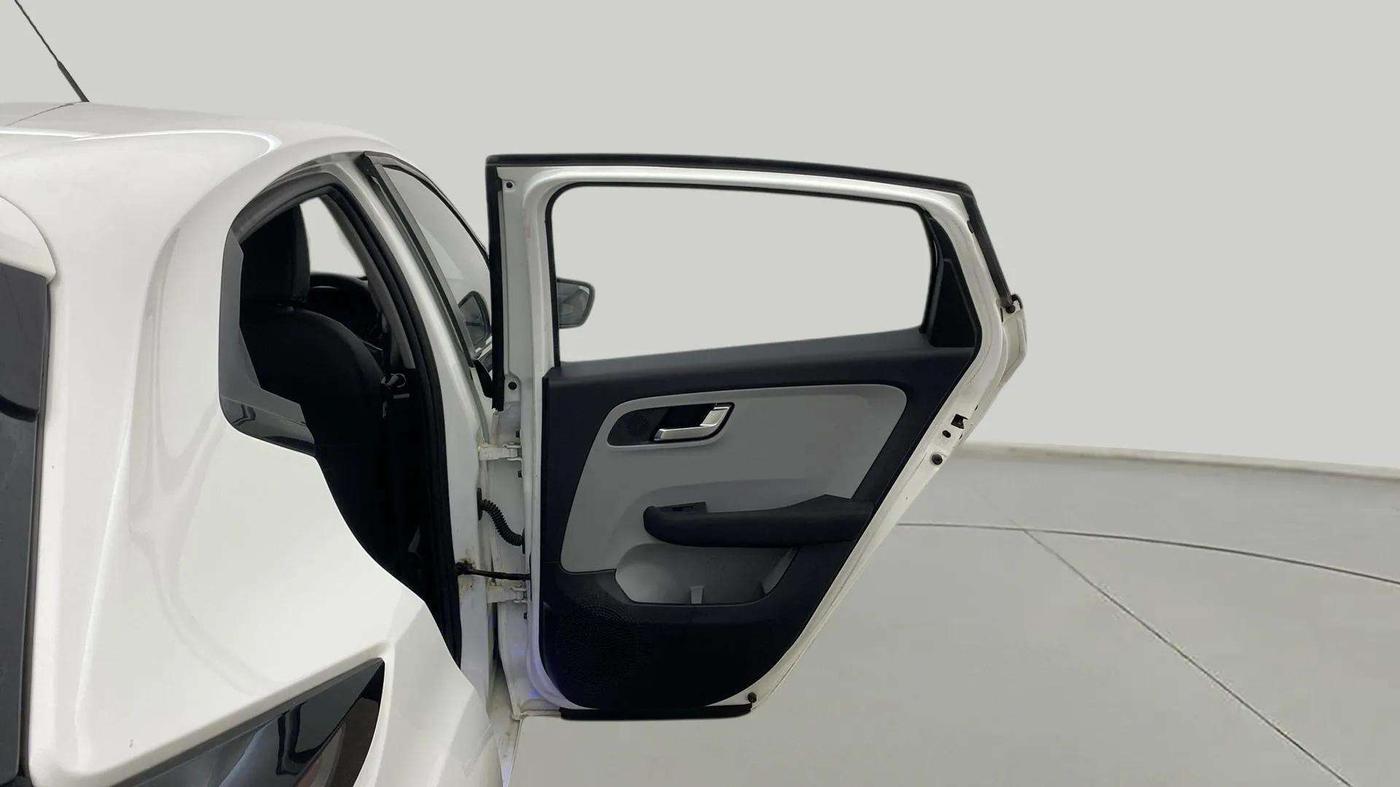 2021 Tata ALTROZ XZ DIESEL, Diesel, Manual, 46,464 km, RHS Rear Door