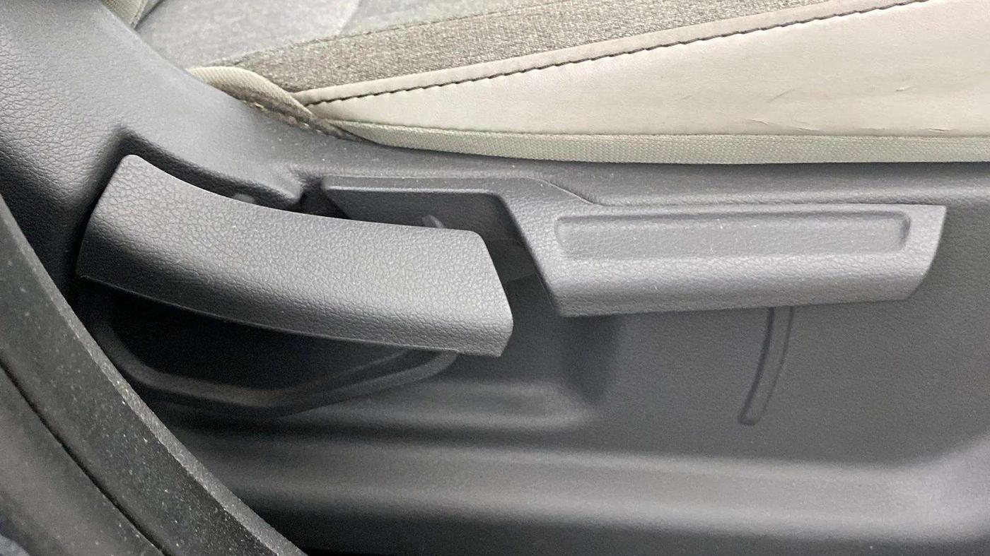 2019 Hyundai GRAND I10 NIOS SPORTZ 1.2 KAPPA VTVT, Petrol, Manual, 34,615 km, Driver Side Adjustment Panel