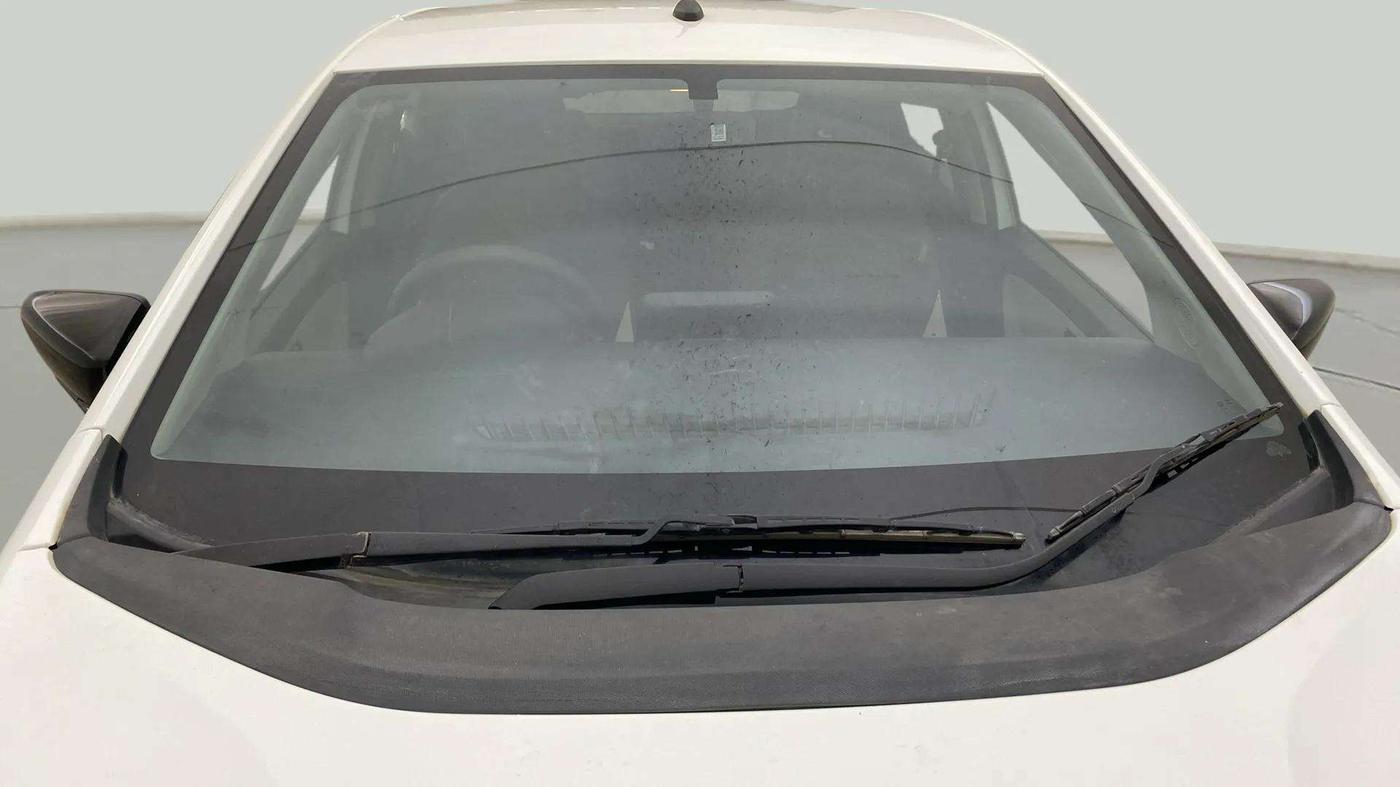 2023 Tata ALTROZ XM PLUS CNG, CNG, Manual, 24,083 km, Front Windshield