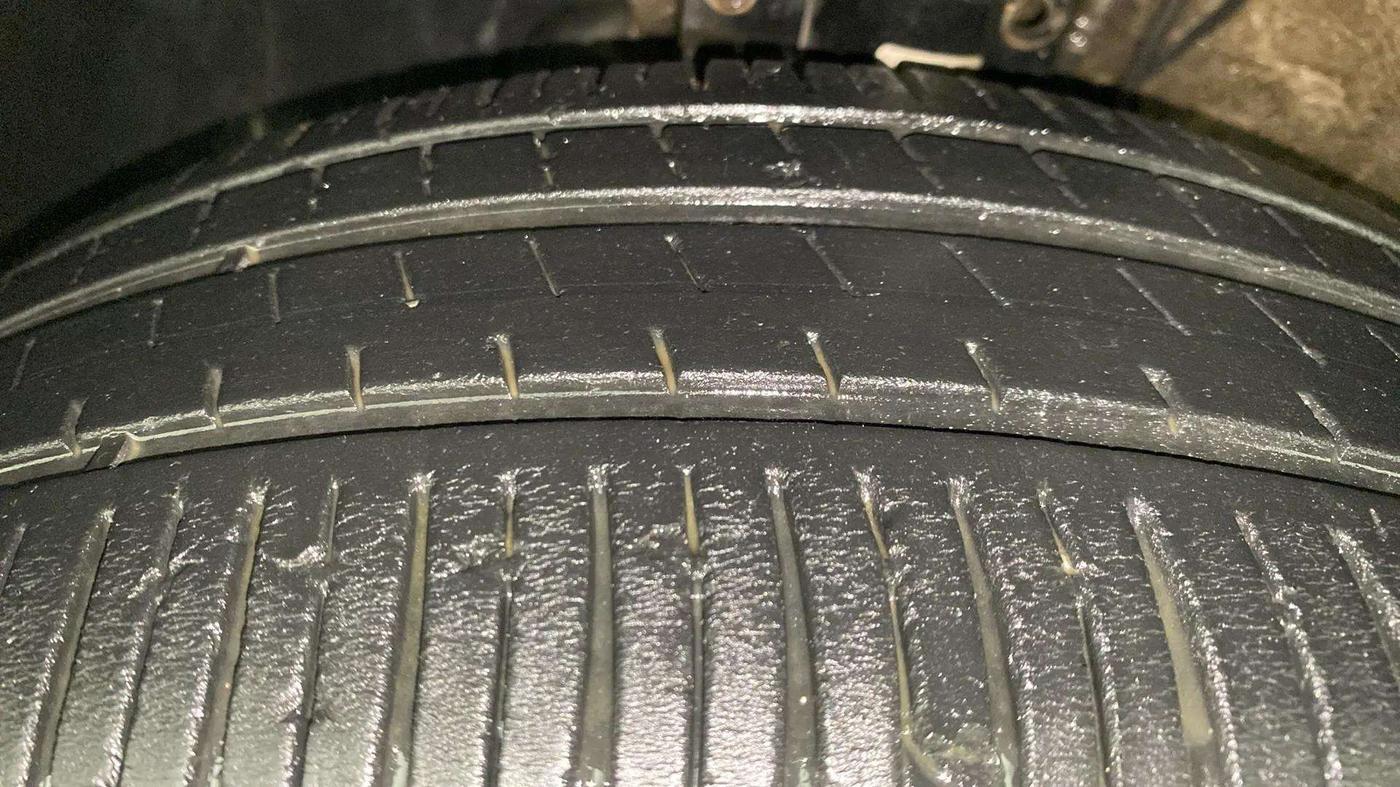 2014 Volkswagen Polo GT TSI AT, Petrol, Automatic, 73,114 km, Left Front Tyre Tread