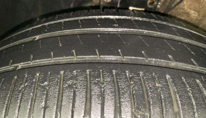 2014 Volkswagen Polo GT TSI AT, Petrol, Automatic, 72,812 km, Left Front Tyre Tread