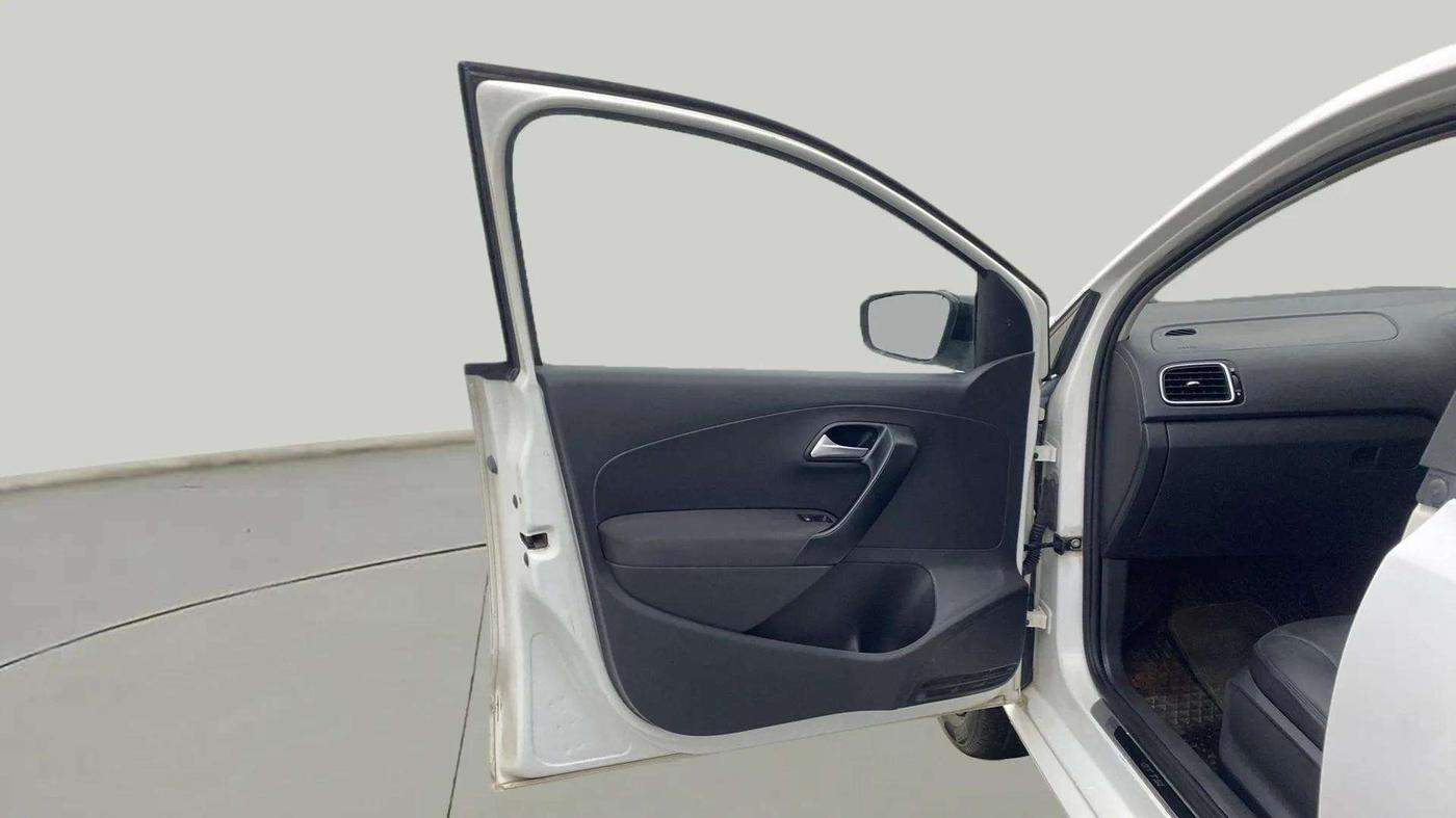 2014 Volkswagen Polo GT TSI AT, Petrol, Automatic, 73,114 km, LHS Front Door