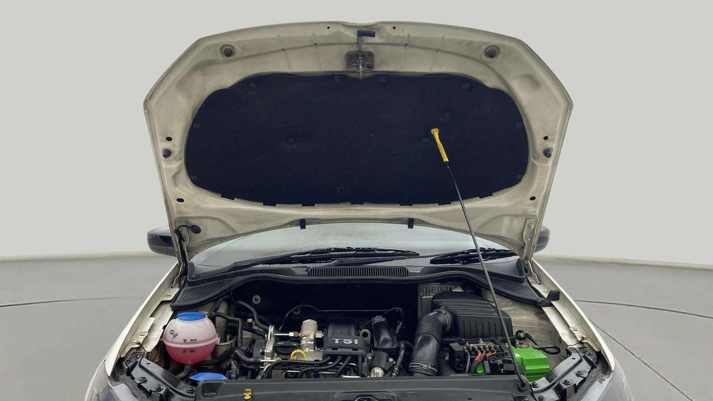 2014 Volkswagen Polo GT TSI AT, Petrol, Automatic, 73,114 km, Open Bonet