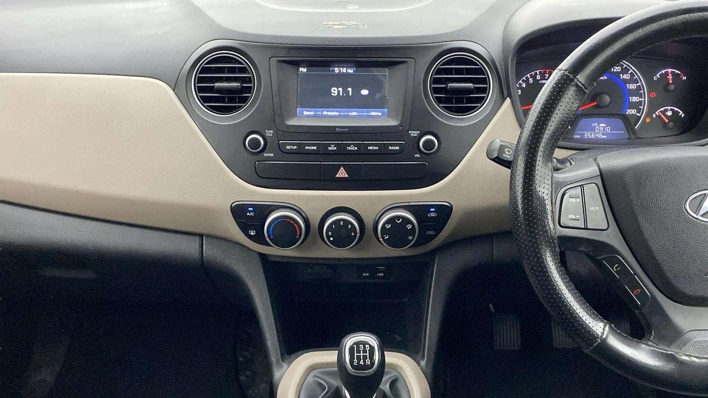 2017 Hyundai Grand i10 SPORTZ 1.2 KAPPA VTVT, Petrol, Manual, 35,714 km, Air Conditioner