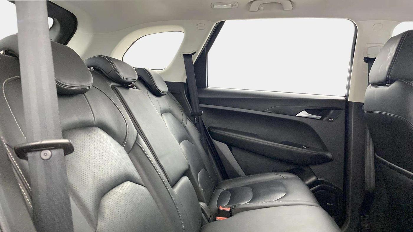 2020 MG HECTOR SHARP 1.5 DCT PETROL, Petrol, Automatic, 32,909 km, Right Side Rear Door Cabin