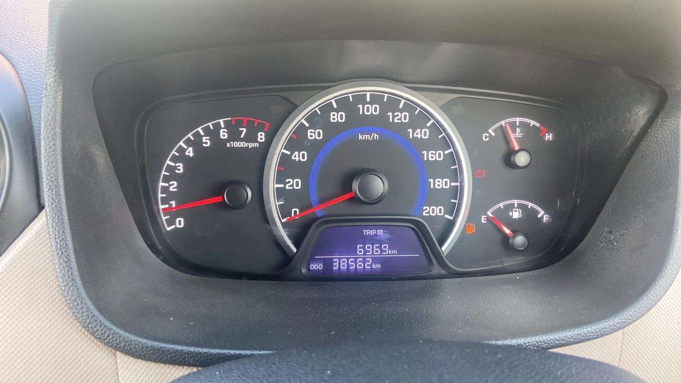 2020 Hyundai Grand i10 SPORTZ 1.2 KAPPA VTVT, Petrol, Manual, 38,281 km, Odometer Image