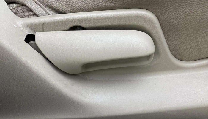 2016 Maruti Swift Dzire VDI (O), Diesel, Manual, 96,168 km, Driver Side Adjustment Panel