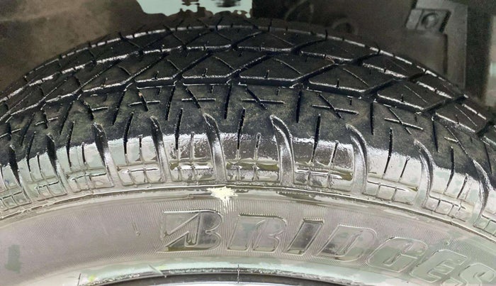 2016 Maruti Swift Dzire VDI (O), Diesel, Manual, 96,168 km, Right Front Tyre Tread