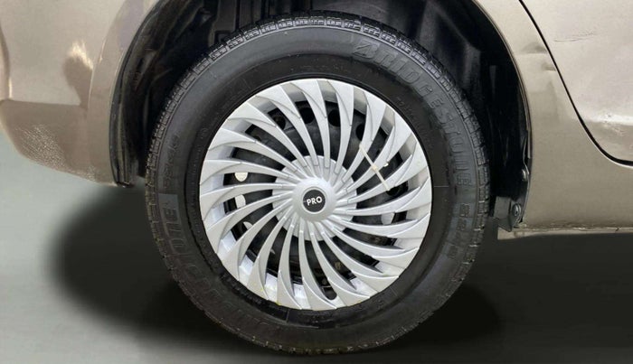 2016 Maruti Swift Dzire VDI (O), Diesel, Manual, 96,168 km, Right Rear Wheel