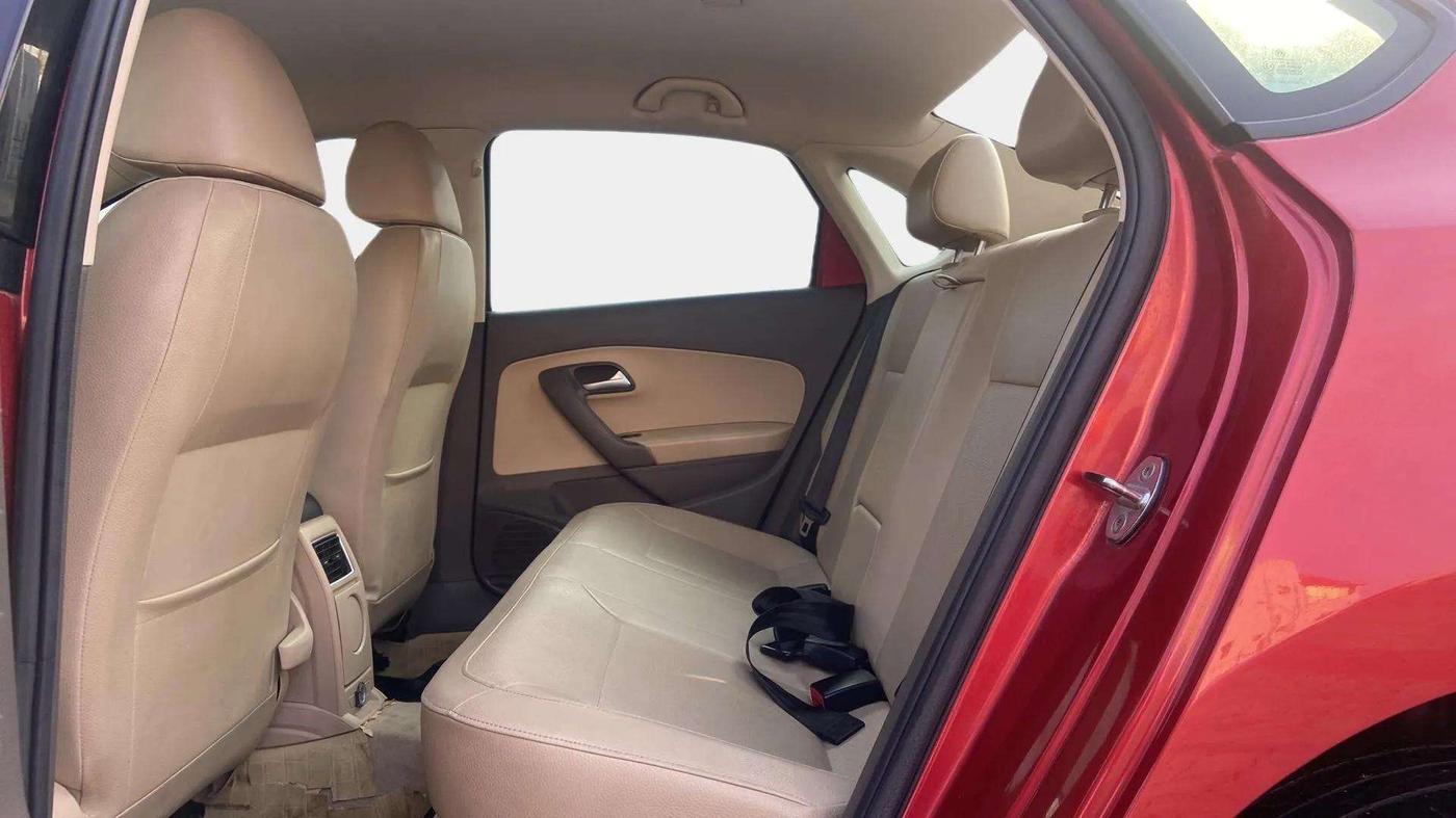 2020 Volkswagen Vento HIGHLINE PLUS 1.0L TSI AT, Petrol, Automatic, 38,449 km, Right Side Rear Door Cabin