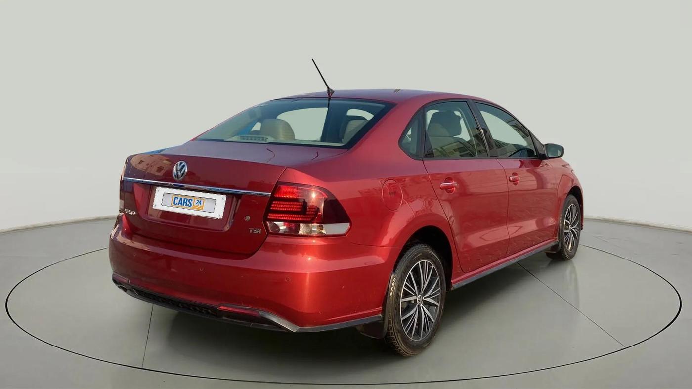 2020 Volkswagen Vento HIGHLINE PLUS 1.0L TSI AT, Petrol, Automatic, 38,449 km, Right Back Diagonal