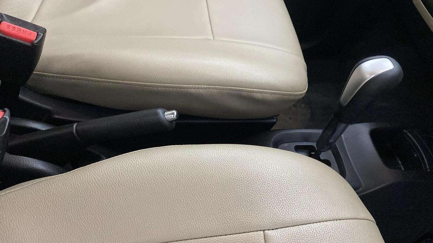 2017 Maruti Wagon R 1.0 VXI AMT, Petrol, Automatic, 68,432 km, Gear Lever