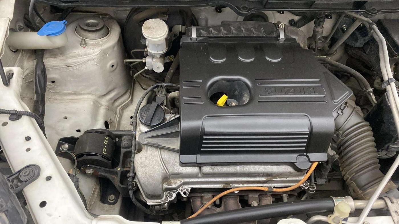 2017 Maruti Wagon R 1.0 VXI AMT, Petrol, Automatic, 68,432 km, Engine View - Right