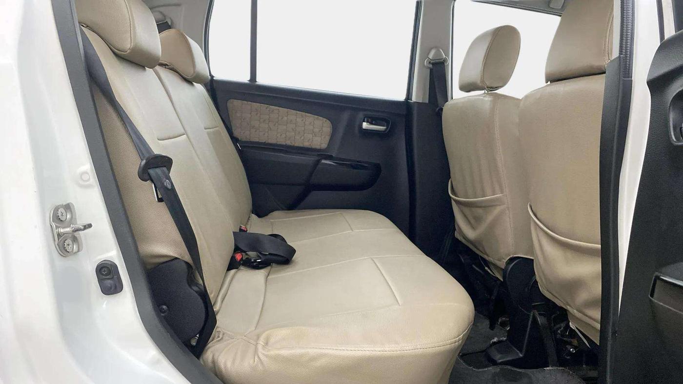 2017 Maruti Wagon R 1.0 VXI AMT, Petrol, Automatic, 68,432 km, Right Side Rear Door Cabin
