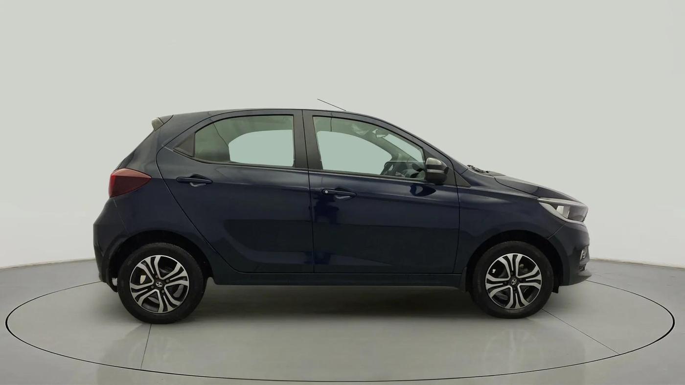 2023 Tata Tiago XT PETROL, Petrol, Manual, 8,574 km, Right Side View
