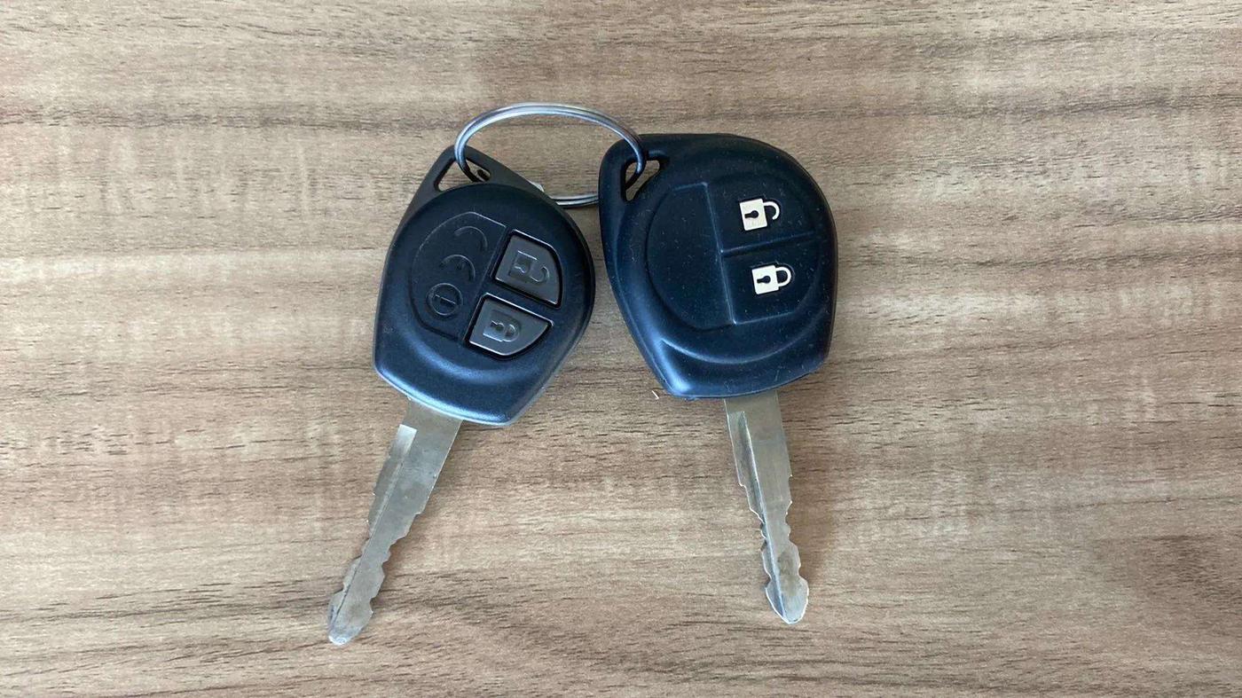2019 Maruti Dzire VXI, Petrol, Manual, 52,833 km, Key Close Up