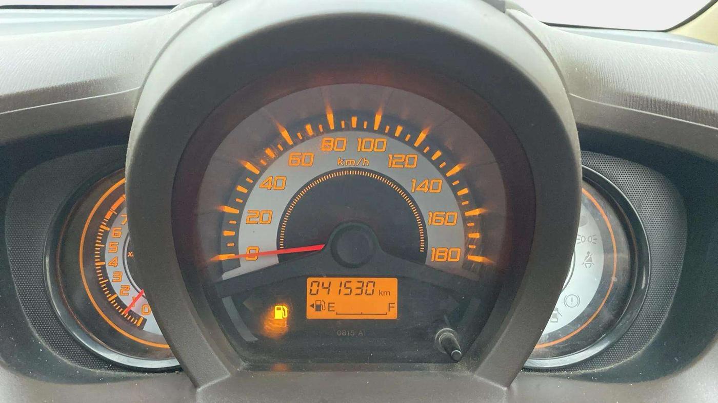 2013 Honda Brio EX MT, Petrol, Manual, 41,592 km, Odometer Image