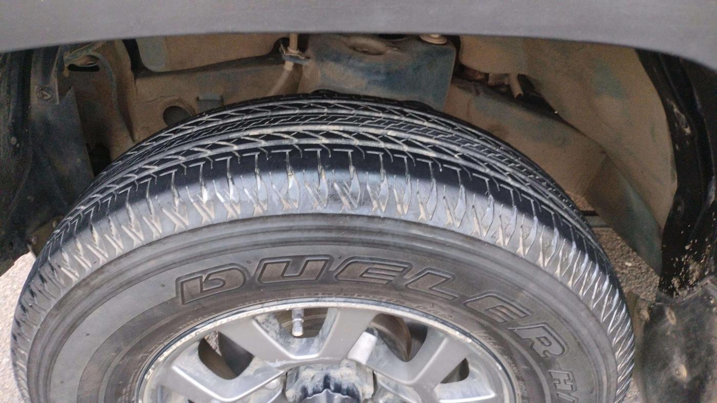 2023 Maruti JIMNY ZETA ALL GRIP PRO AT, Petrol, Automatic, 17,808 km, Left Front Tyre Tread