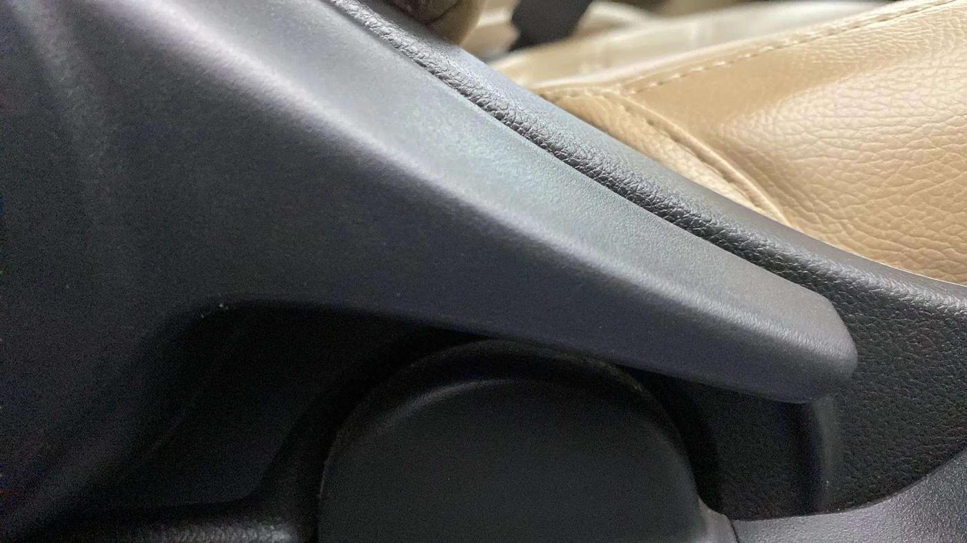 2019 Honda Amaze 1.2L I-VTEC VX, Petrol, Manual, 62,738 km, Driver Side Adjustment Panel
