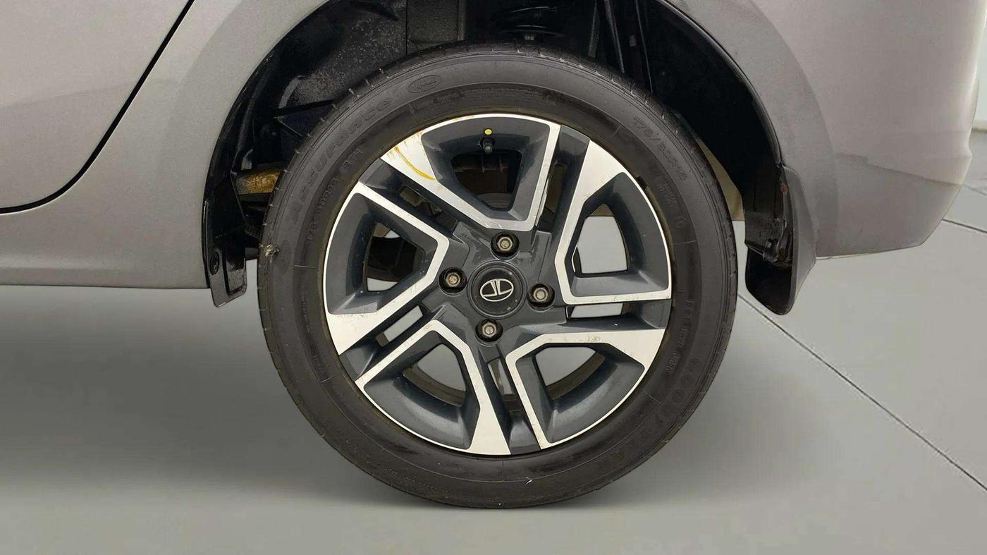 2020 Tata TIGOR XZ PLUS PETROL, Petrol, Manual, 15,849 km, Left Rear Wheel