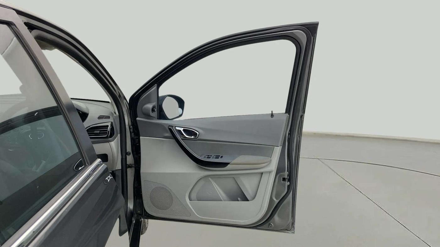 2020 Tata TIGOR XZ PLUS PETROL, Petrol, Manual, 15,849 km, RHS Front Door