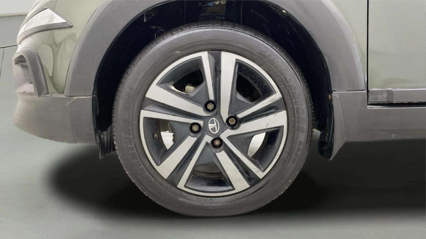 2022 Tata TIAGO NRG XZ AMT, Petrol, Automatic, 12,615 km, Left Front Wheel