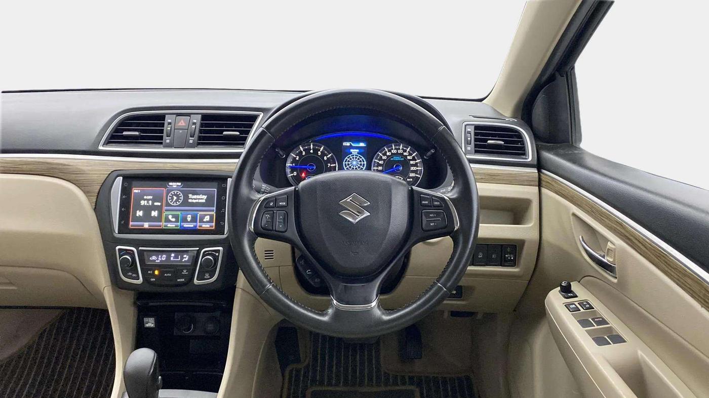2022 Maruti Ciaz ALPHA  AT 1.5 SHVS PETROL, Petrol, Automatic, 34,784 km, Steering Wheel Close Up