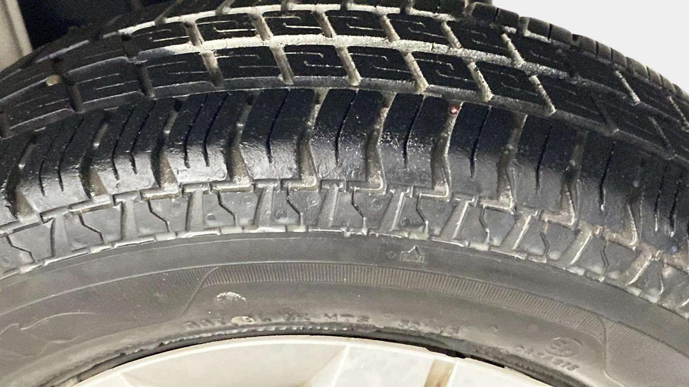 2016 Maruti Alto 800 LXI, Petrol, Manual, 25,228 km, Right Rear Tyre Tread
