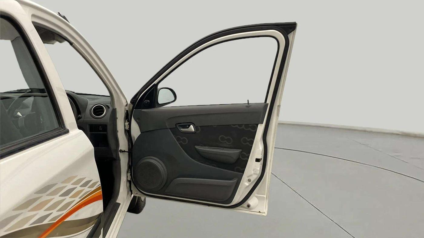 2016 Maruti Alto 800 LXI, Petrol, Manual, 25,228 km, RHS Front Door