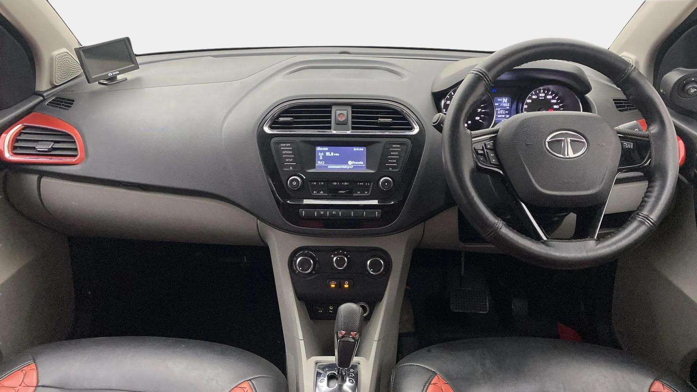 2017 Tata Tiago XZA PETROL, Petrol, Automatic, 17,992 km, Dashboard
