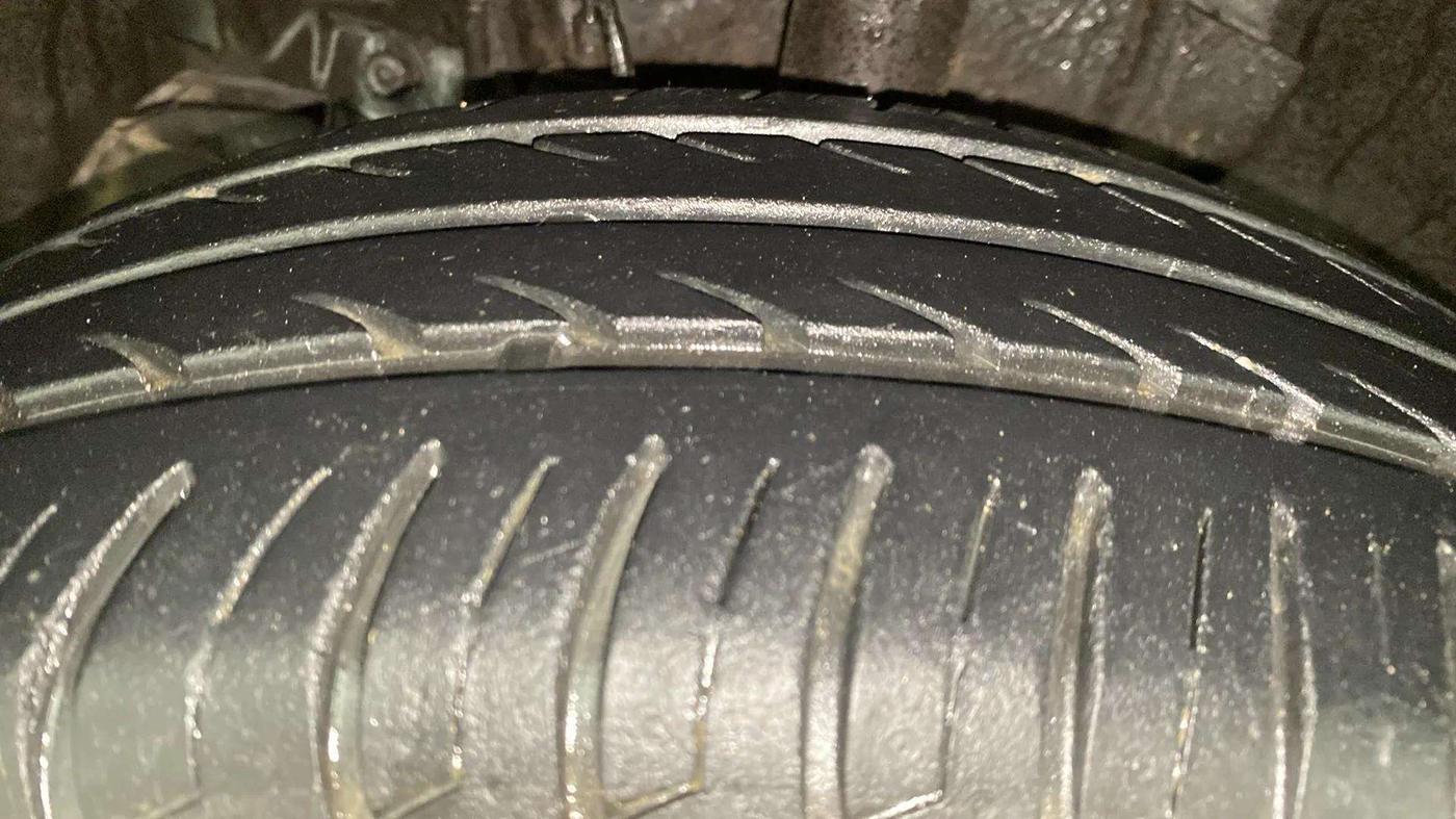 2017 Tata Tiago XZA PETROL, Petrol, Automatic, 17,992 km, Left Front Tyre Tread