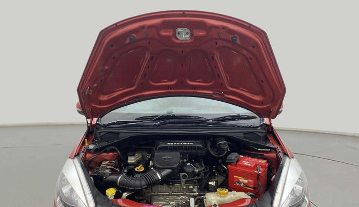 2017 Tata Tiago XZA PETROL, Petrol, Automatic, 17,992 km, Open Bonet