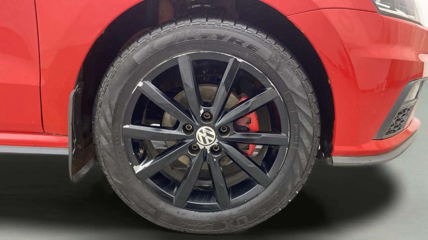 2021 Volkswagen Polo HIGHLINE PLUS 1.0L TSI, Petrol, Manual, 76,252 km, Right Front Wheel