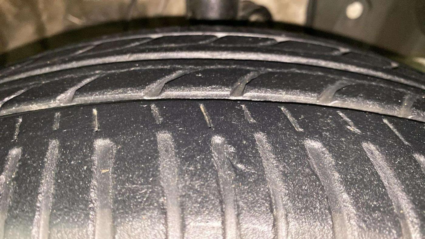 2015 Honda City 1.5L I-VTEC VX CVT, Petrol, Automatic, 37,388 km, Right Front Tyre Tread