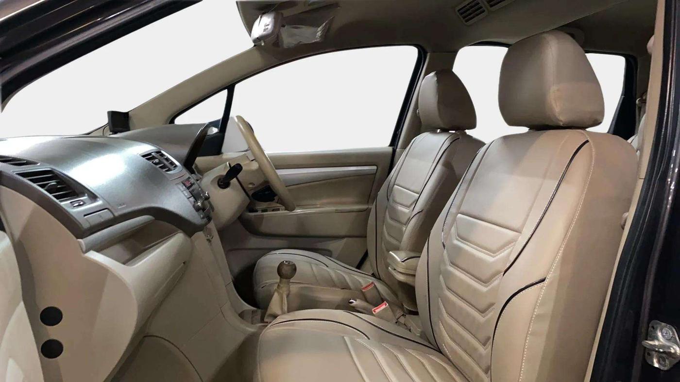 2016 Maruti Ertiga VDI SHVS, Diesel, Manual, 89,425 km, Right Side Front Door Cabin
