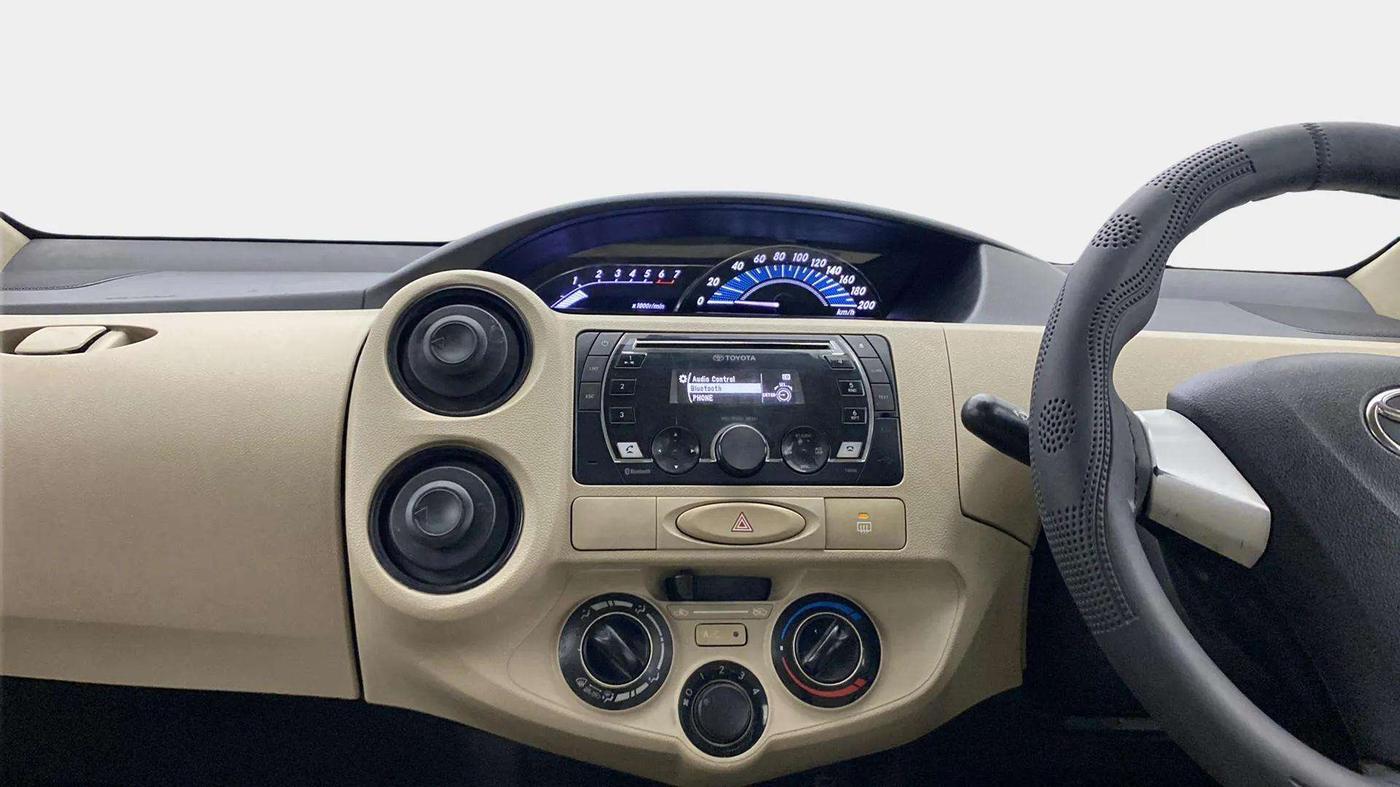 2018 Toyota Etios V PLATINUM, Petrol, Manual, 67,251 km, Air Conditioner