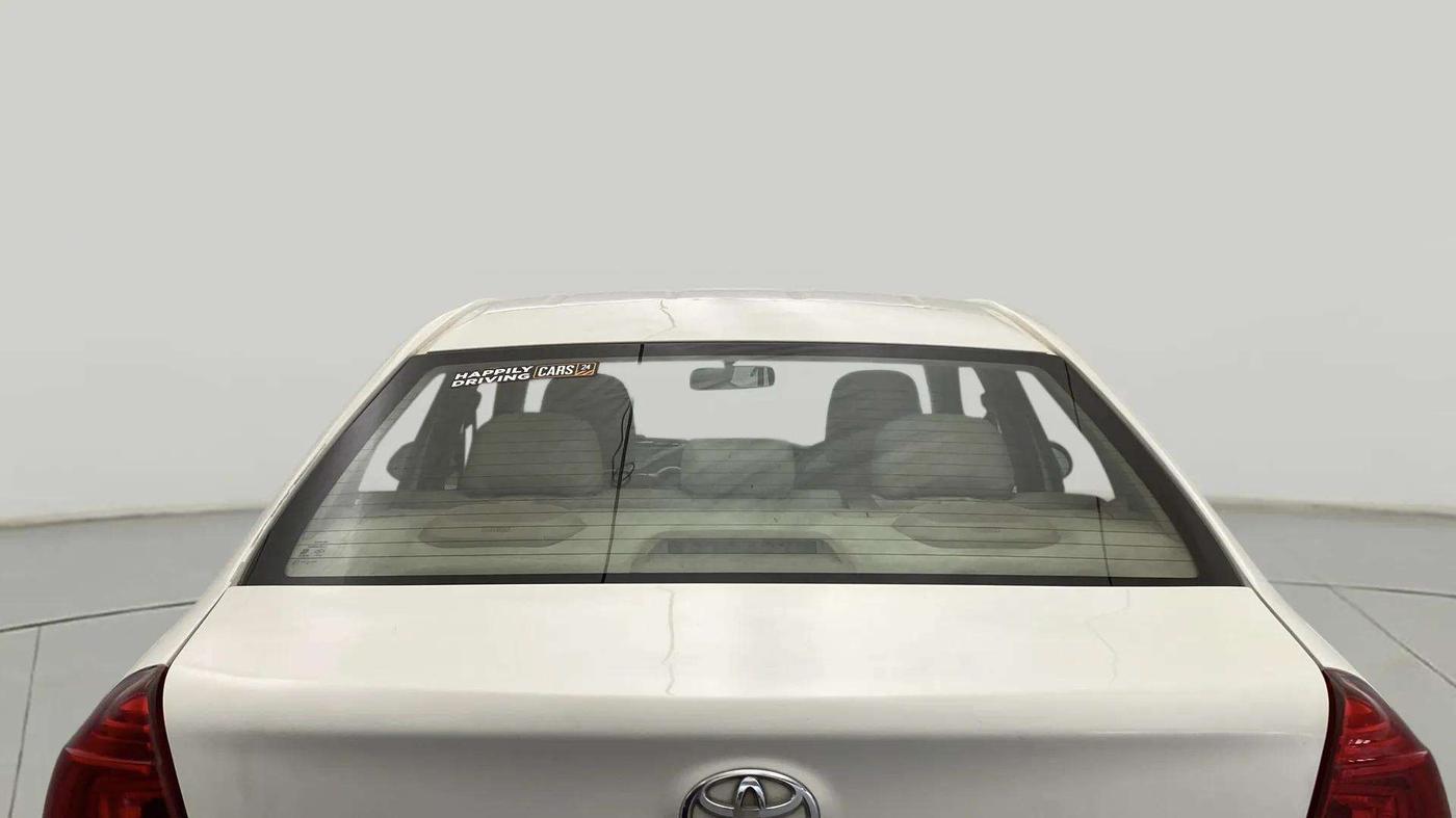 2018 Toyota Etios V PLATINUM, Petrol, Manual, 67,251 km, Rear Windshield
