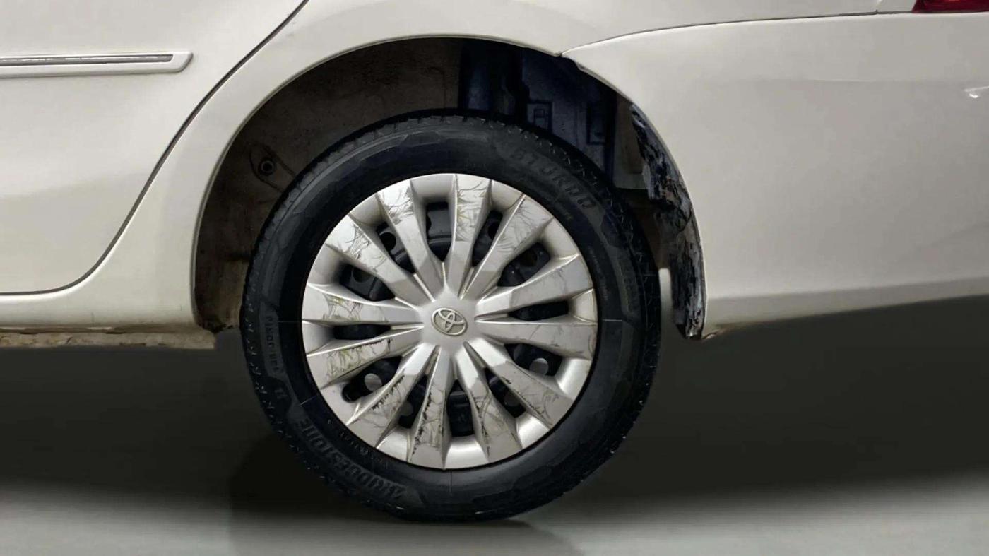 2018 Toyota Etios V PLATINUM, Petrol, Manual, 67,251 km, Left Rear Wheel