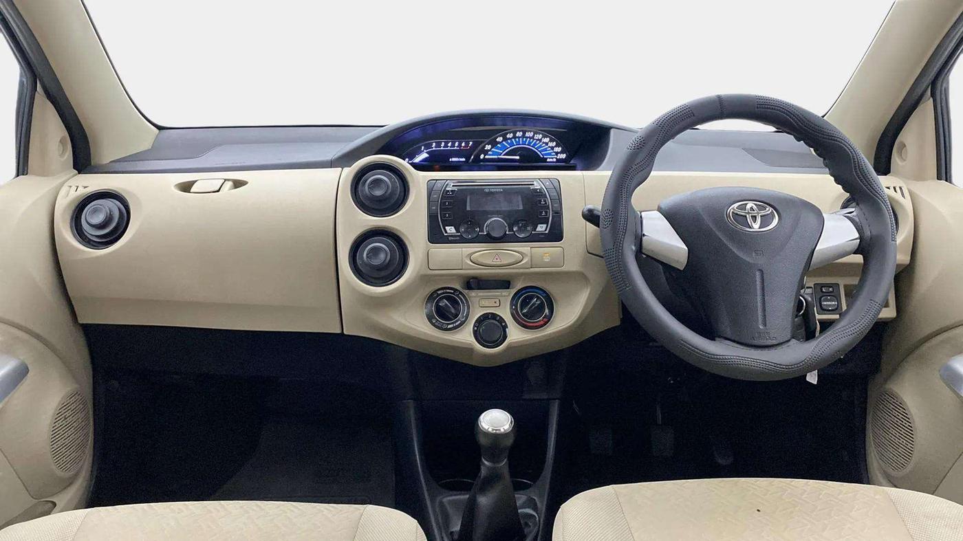 2018 Toyota Etios V PLATINUM, Petrol, Manual, 67,251 km, Dashboard
