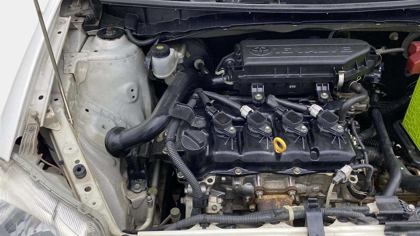 2018 Toyota Etios V PLATINUM, Petrol, Manual, 67,251 km, Engine View - Right