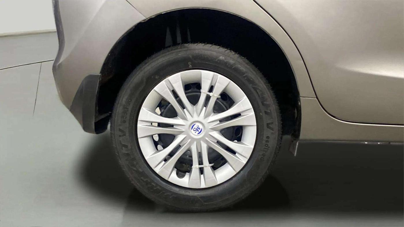 2020 Maruti Baleno DELTA PETROL 1.2, Petrol, Manual, 62,077 km, Right Rear Wheel
