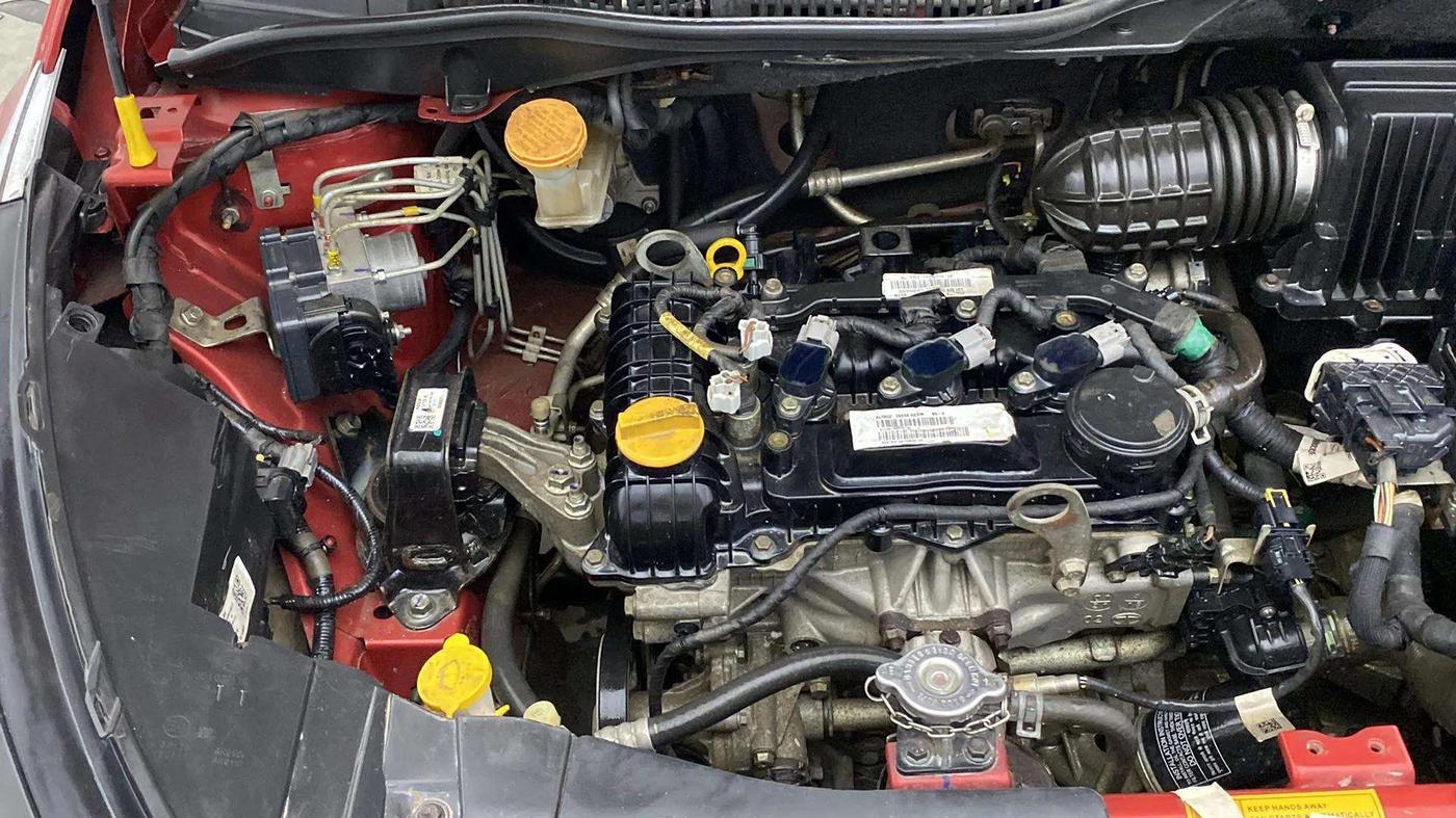 2021 Tata ALTROZ XE PETROL, Petrol, Manual, 33,458 km, Engine View - Right