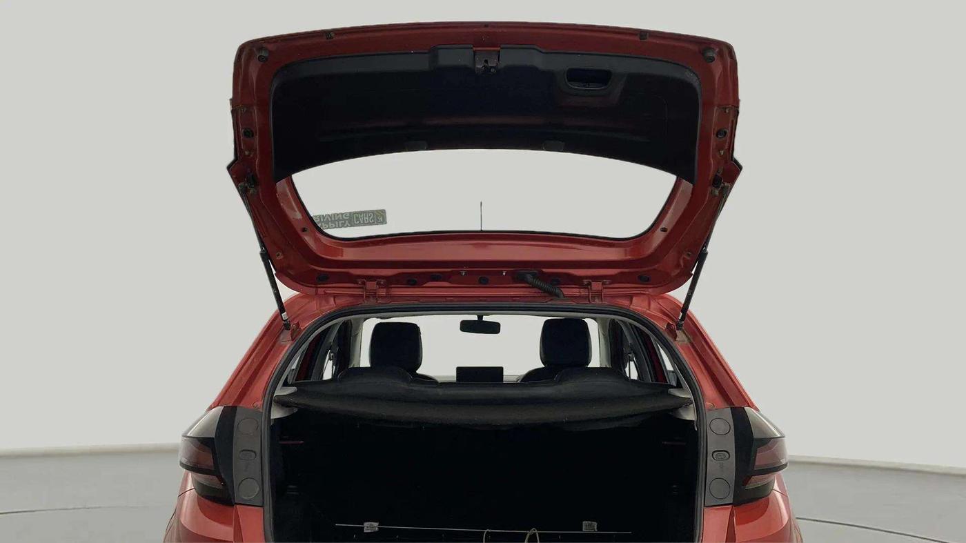 2021 Tata ALTROZ XE PETROL, Petrol, Manual, 33,458 km, Boot Door Open