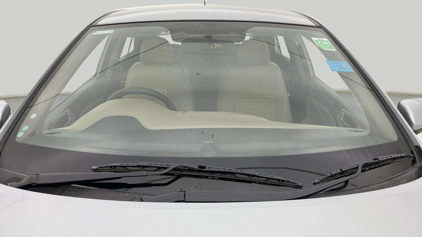2020 Hyundai Elite i20 SPORTZ PLUS 1.2, Petrol, Manual, 28,583 km, Front Windshield