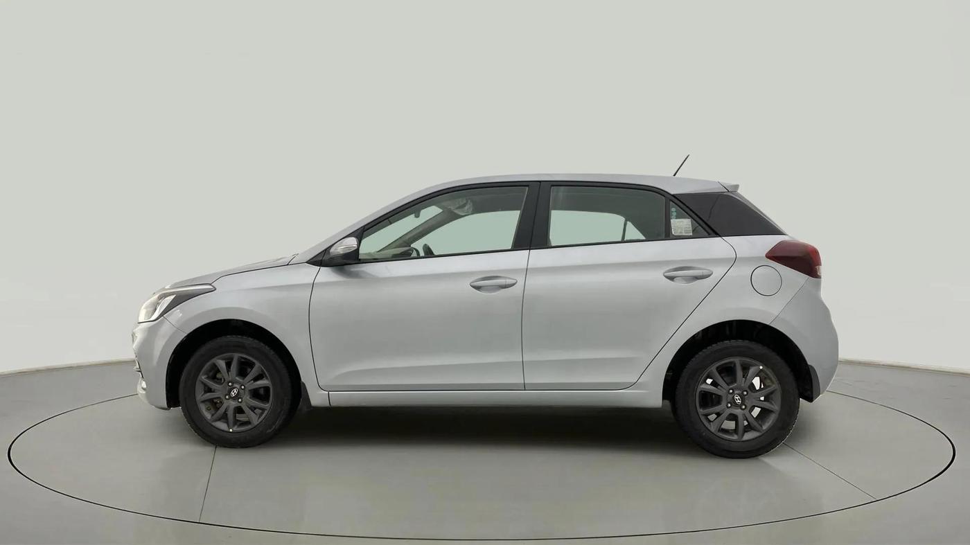 2020 Hyundai Elite i20 SPORTZ PLUS 1.2, Petrol, Manual, 28,583 km, Left Side