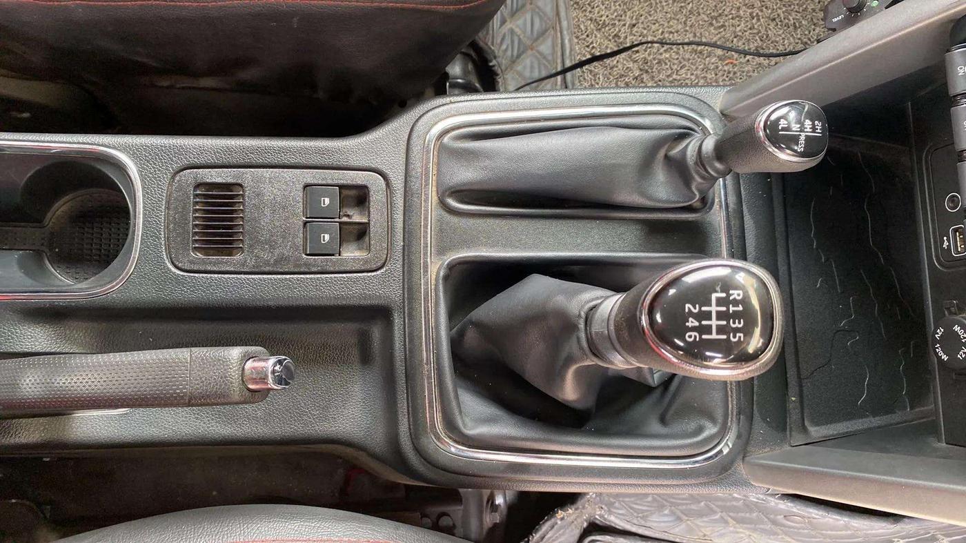 2022 Mahindra Thar LX D 4*4 MT HT, Diesel, Manual, 28,354 km, Gear Lever