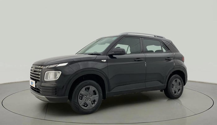 2024 Hyundai VENUE S 1.2, Petrol, Manual, 7,578 km, Left Front Diagonal