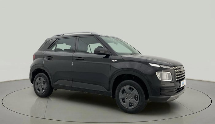 2024 Hyundai VENUE S 1.2, Petrol, Manual, 7,578 km, Right Front Diagonal